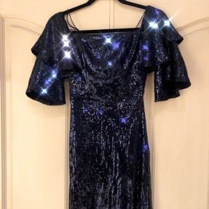Sequin stunner✨new with the tags ✨Nicole Miller midnight blue✨ cocktail style ✨